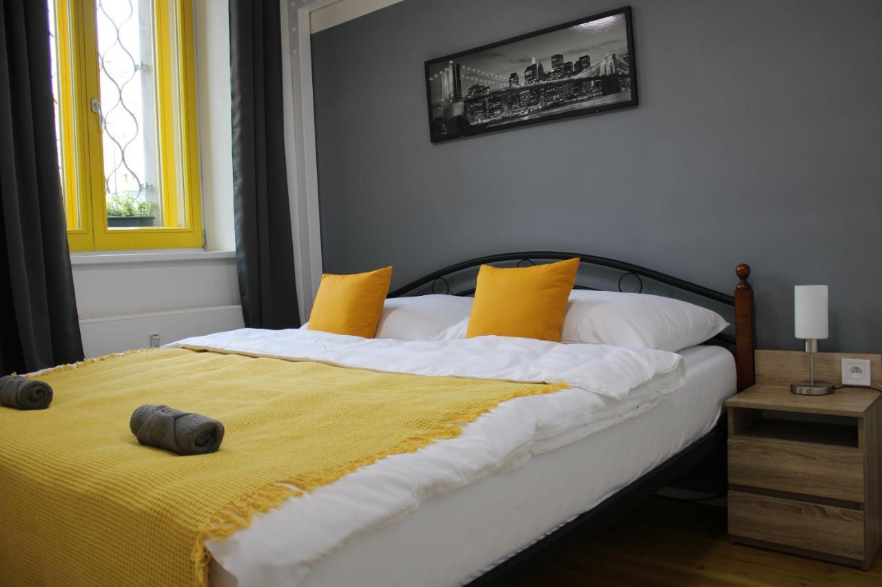 Lyly Apartment - Modern Apartment With Free Parking Прага Екстериор снимка